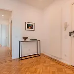 Magnificent 4bdr In By Lovelystay Апартаменты Лиссабон