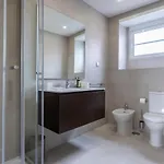 Magnificent 4bdr In By Lovelystay *