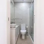 Апартаменты Magnificent 4bdr In By Lovelystay