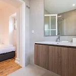 Апартаменты Magnificent 4bdr In By Lovelystay