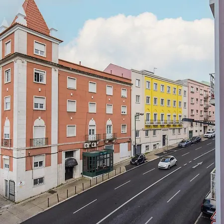 Apartment Magnificent 4bdr In By Lovelystay *