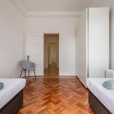 Magnificent 4bdr In By Lovelystay * Lisbon