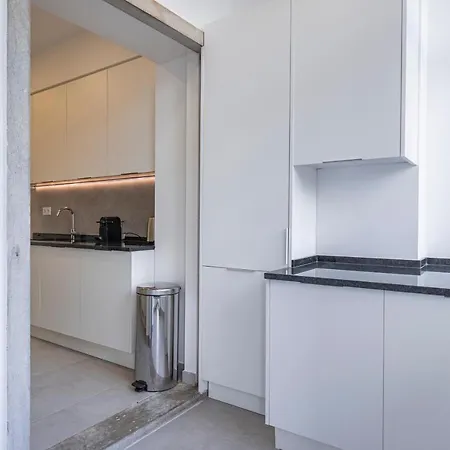 Apartman Magnificent 4bdr In By Lovelystay Lisboa