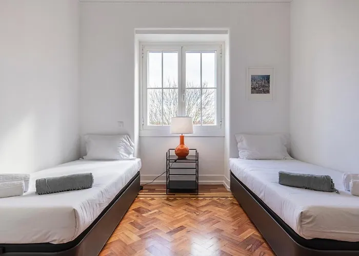 Appartement Magnificent 4bdr In By Lovelystay