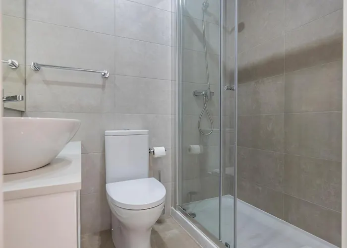 Appartement Magnificent 4bdr In By Lovelystay Lissabon