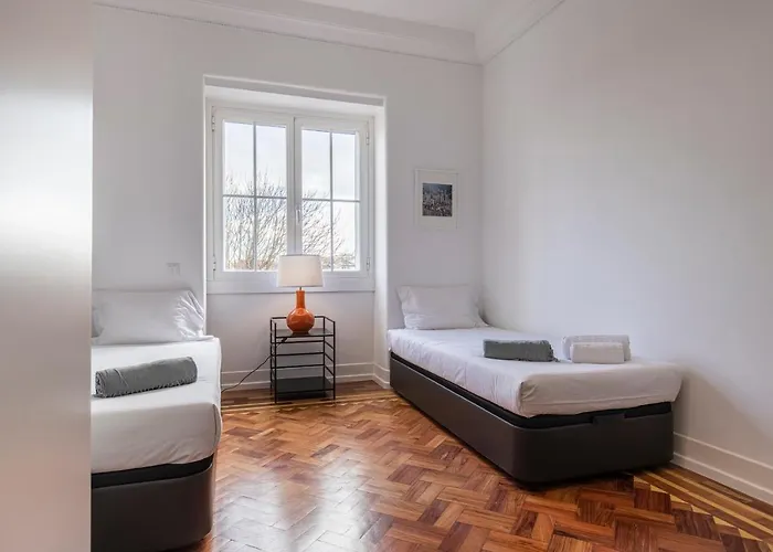 Magnificent 4bdr In By Lovelystay Appartement