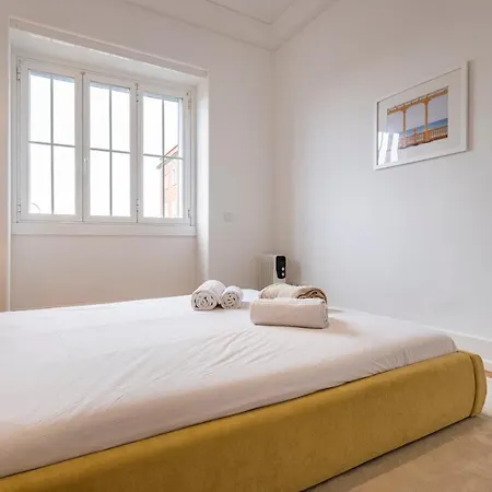 Appartement Magnificent 4bdr In By Lovelystay *