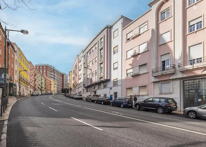 Magnificent 4bdr In By Lovelystay * Lisboa