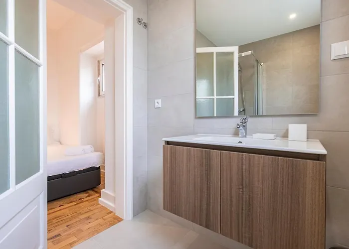 Appartement Magnificent 4bdr In By Lovelystay